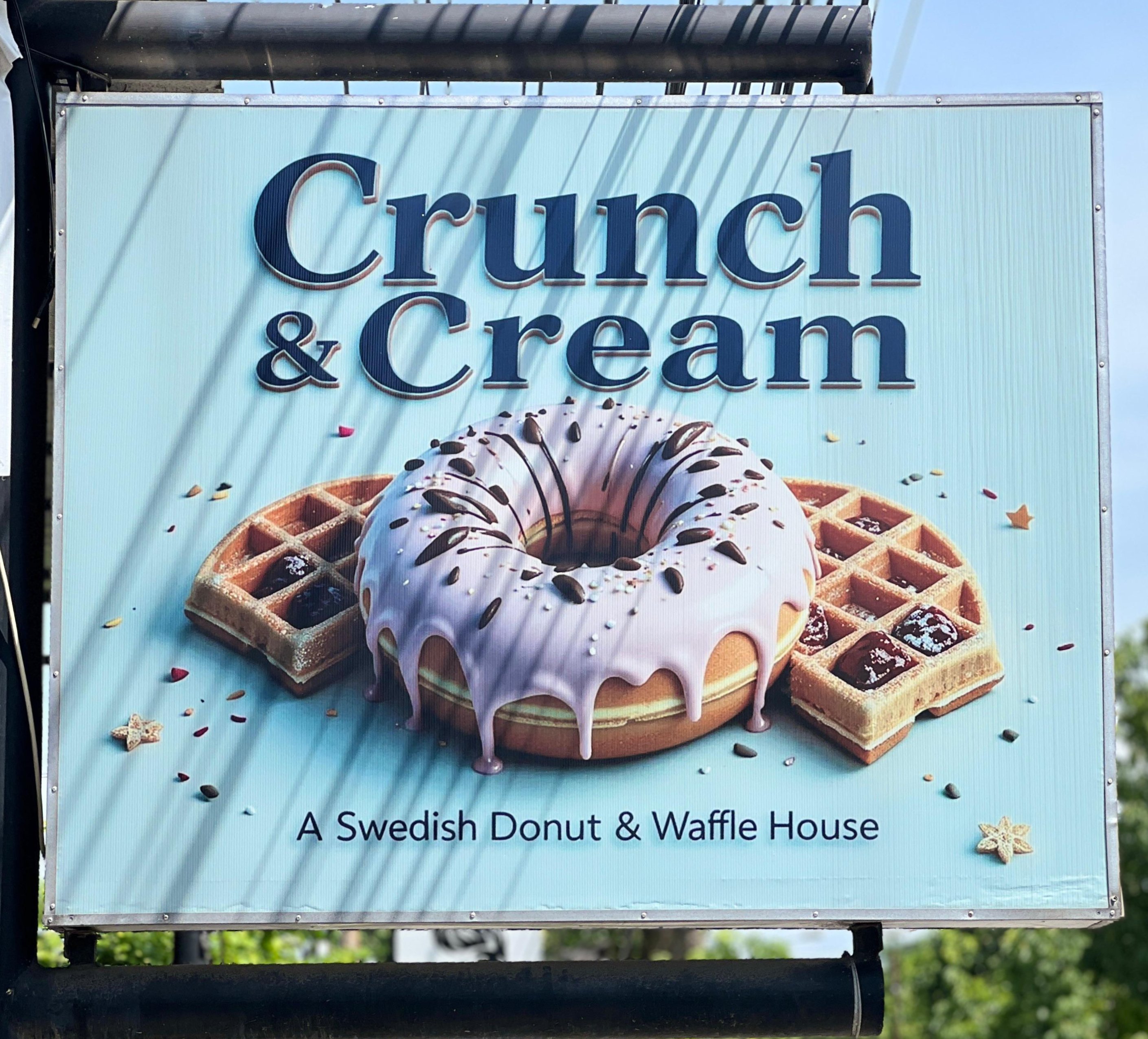 Crunch and Cream roadside sign